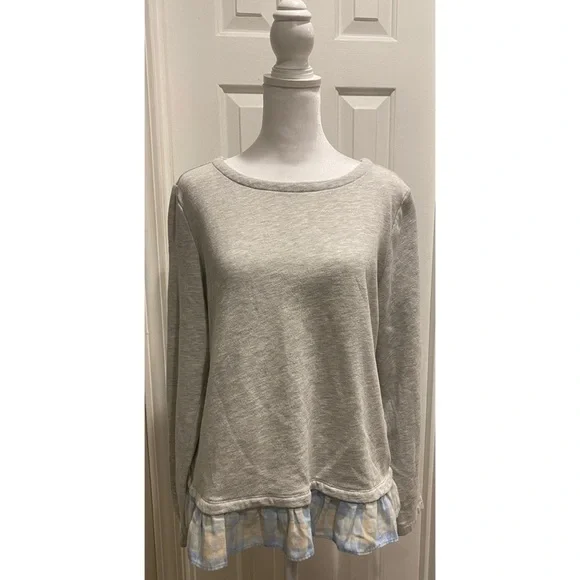 Vineyard Vines Grey & Blue Plaid Ruffle Sweatshirt - Picture 3 of 4